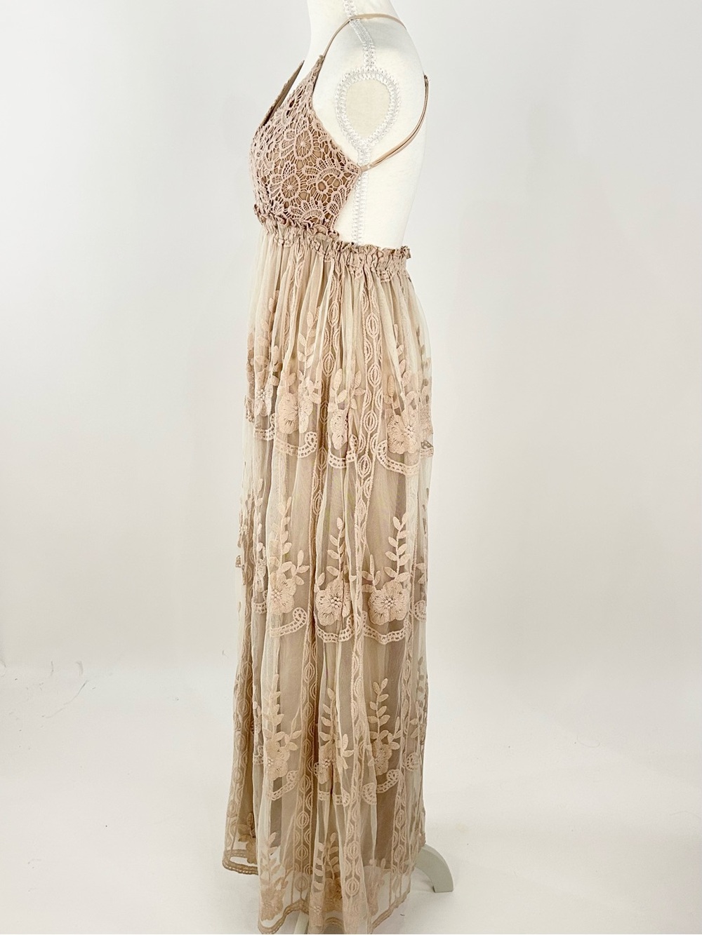 Petal + Pup XS Embroidered Lace Crochet Open Back Boho Maxi Dress Nude - Picture 2 of 12